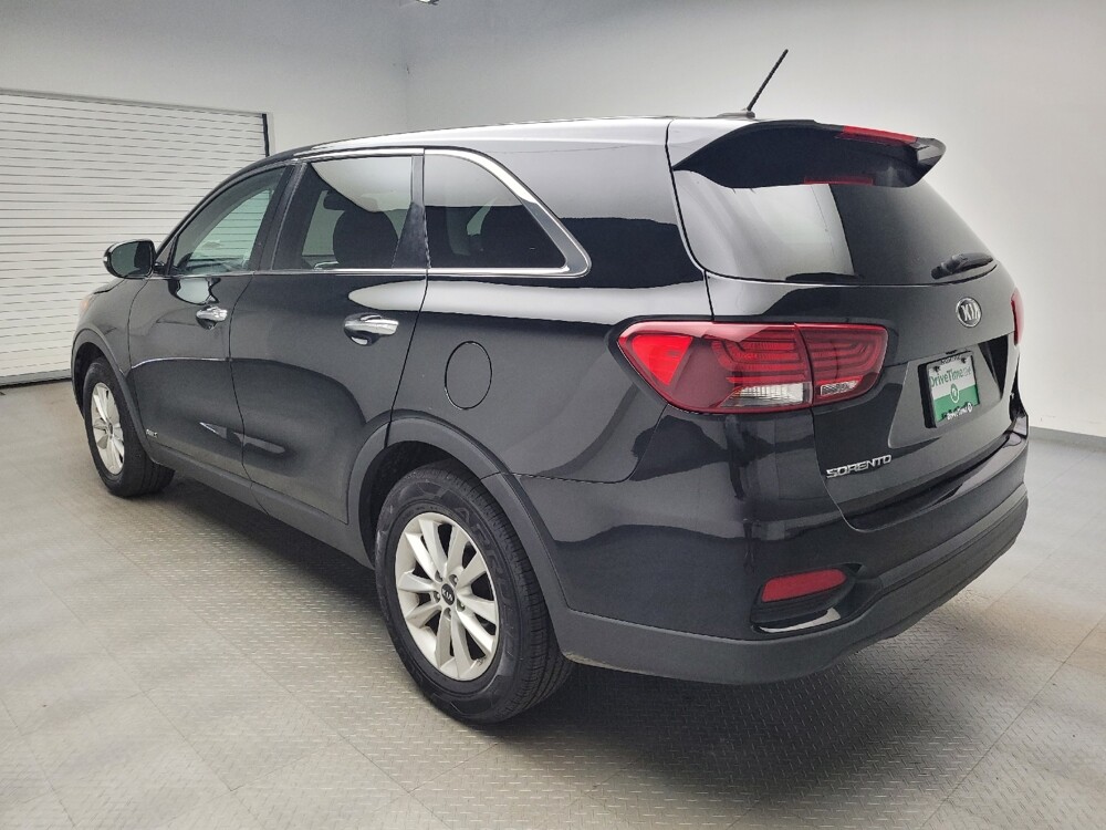 2019 Kia Sorento in Taylor, MI 48180 - 18147862 5