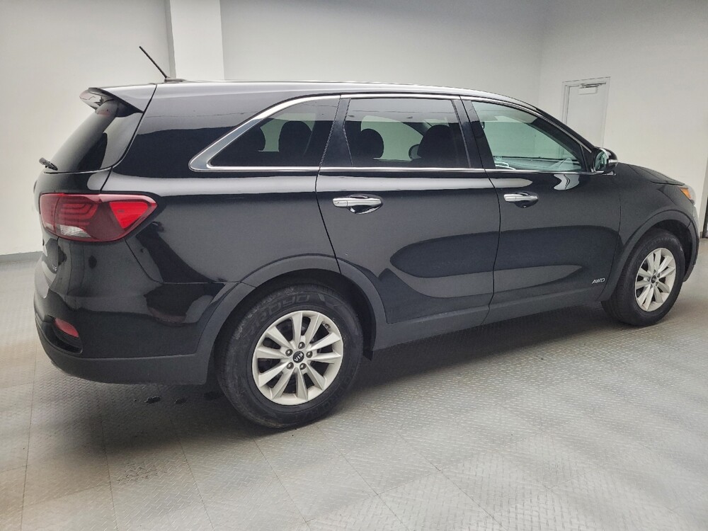 2019 Kia Sorento in Taylor, MI 48180 - 18147862 10