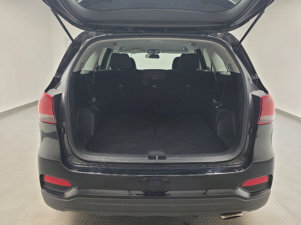 2019 Kia Sorento in Taylor, MI 48180 - 18147862 29