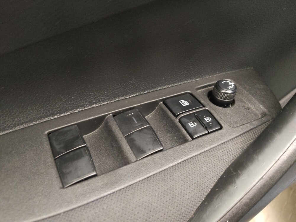 2021 Toyota Corolla in Lakewood, CO 80215 - 18147897 27