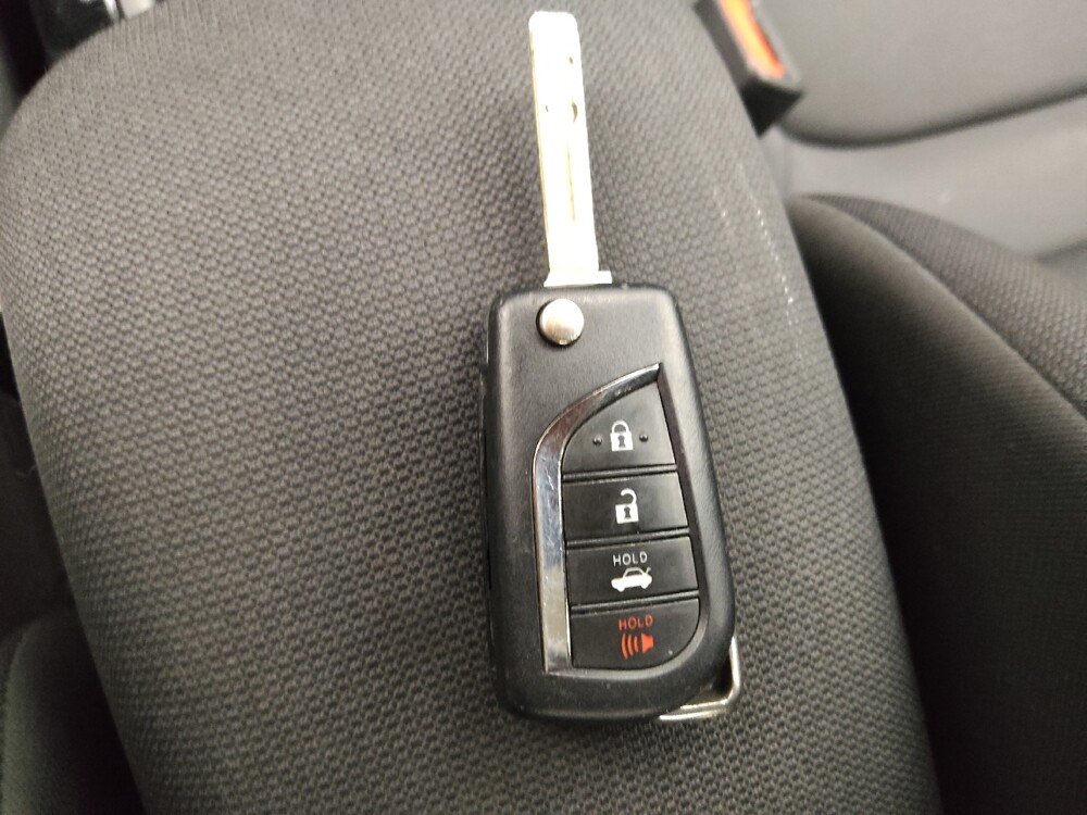2021 Toyota Corolla in Lakewood, CO 80215 - 18147897 32