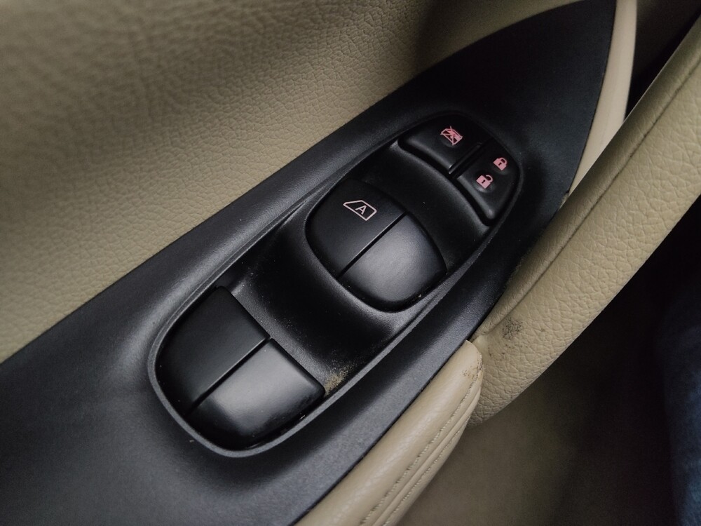 2015 Nissan Rogue in Denver, CO 80012 - 18147898 27