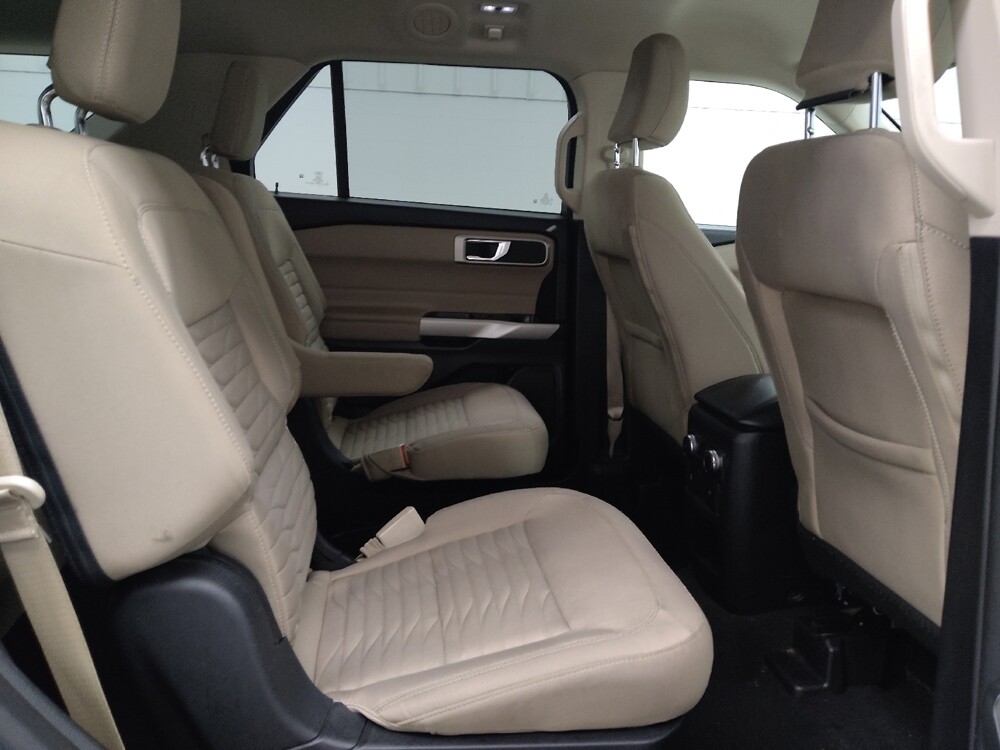 2021 Ford Explorer in St. Louis, MO 63125 - 18147908 19