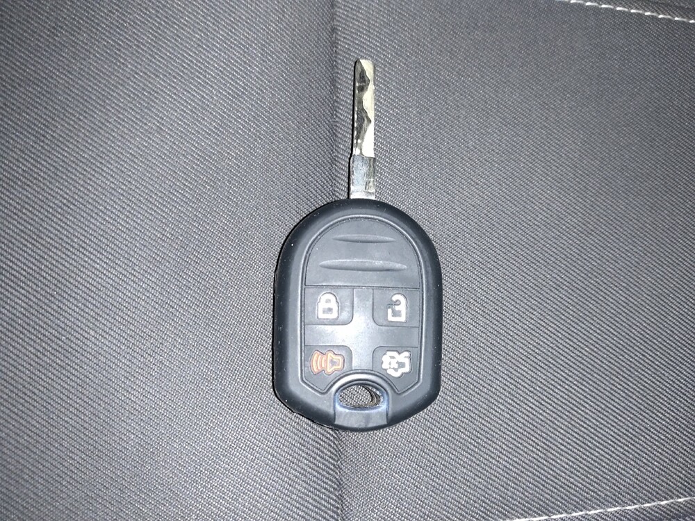 2019 Ford Fiesta in Charleston, SC 29414 - 18147920 32