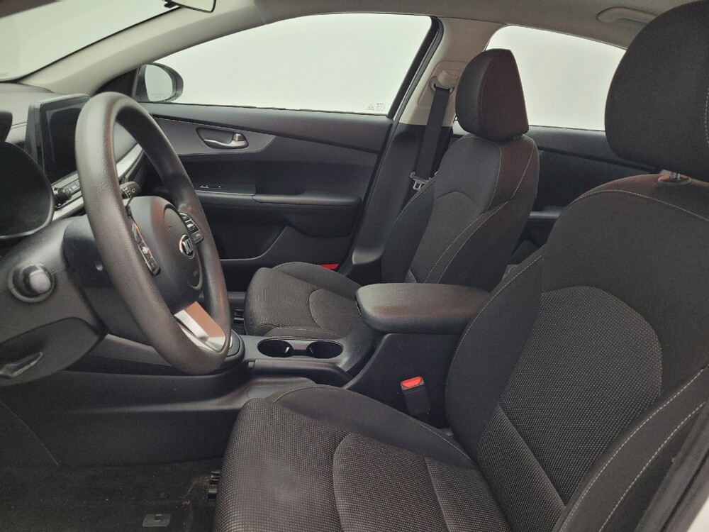 2019 Kia Forte in Charlotte, NC 28273 - 18147925 17