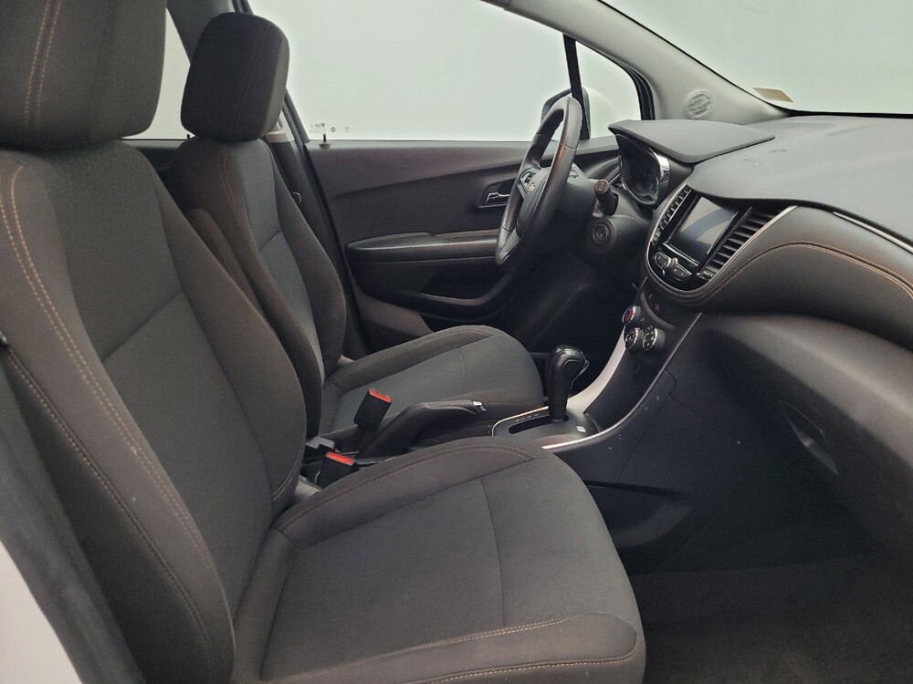 2022 Chevrolet Trax in Jacksonville, FL 32210 - 18147933 21