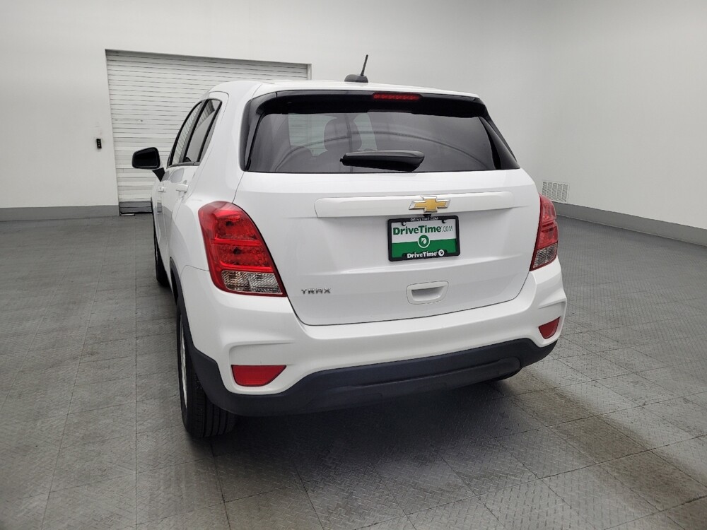 2022 Chevrolet Trax in Jacksonville, FL 32210 - 18147933 6