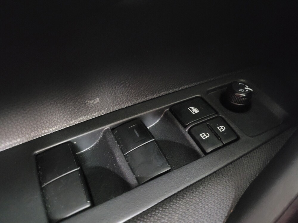 2020 Toyota Corolla in Morrow, GA 30260 - 18148003 27