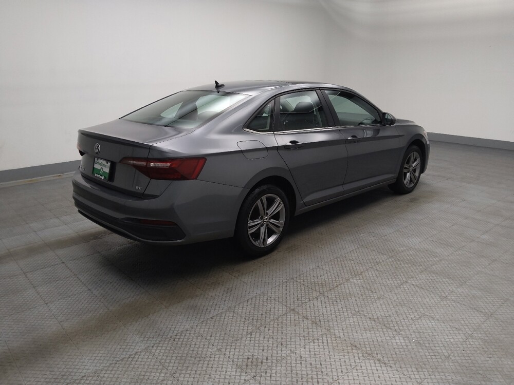 2024 Volkswagen Jetta in Peoria, IL 61615 - 18148169 10