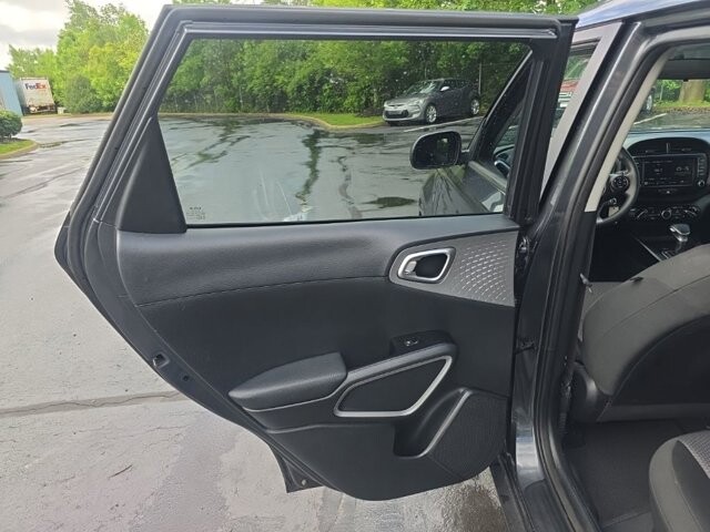 2022 Kia Soul in Marysville, OH 43040 - 18148315 21