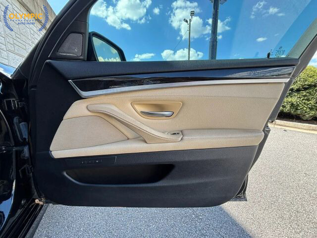 2016 BMW 528i in Decatur, GA 30032 - 1822077 44