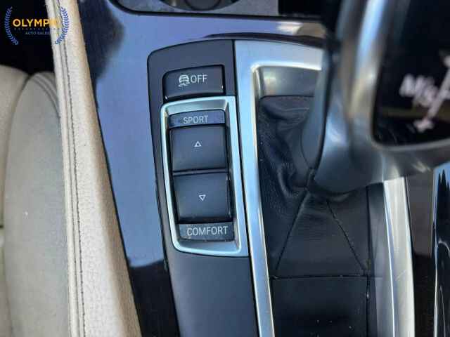 2016 BMW 528i in Decatur, GA 30032 - 1822077 31