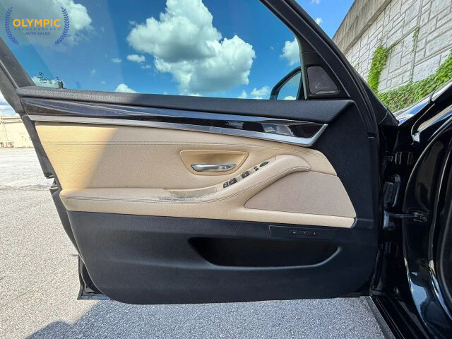 2016 BMW 528i in Decatur, GA 30032 - 1822077 43