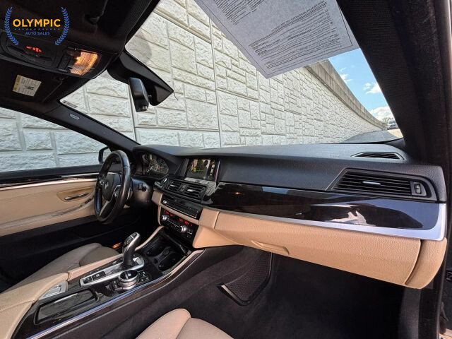 2016 BMW 528i in Decatur, GA 30032 - 1822077 19