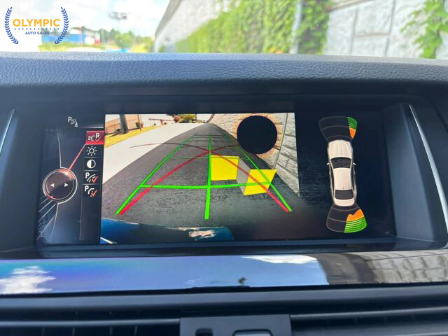 2016 BMW 528i in Decatur, GA 30032 - 1822077 27