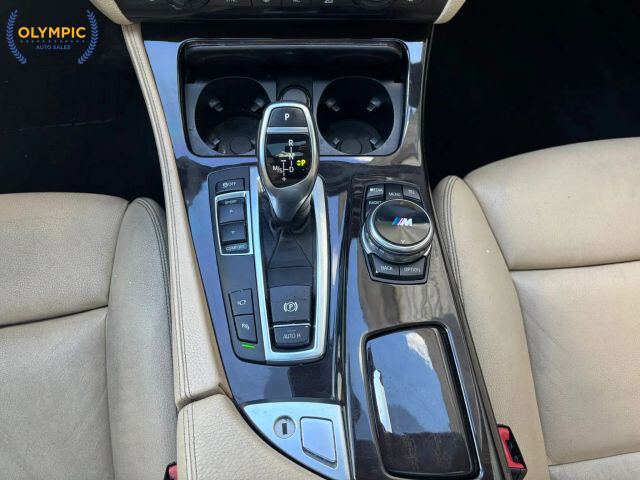 2016 BMW 528i in Decatur, GA 30032 - 1822077 30