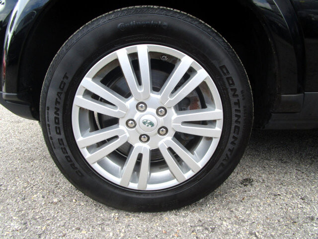 2011 Land Rover LR4 in Tampa, FL 33604-6914 - 1832931 90