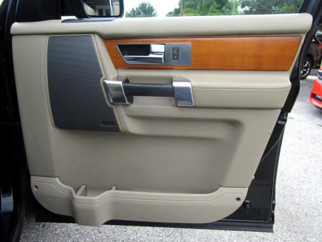 2011 Land Rover LR4 in Tampa, FL 33604-6914 - 1832931 88