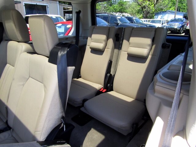 2011 Land Rover LR4 in Tampa, FL 33604-6914 - 1832931 113