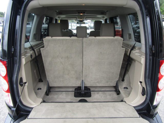 2011 Land Rover LR4 in Tampa, FL 33604-6914 - 1832931 62