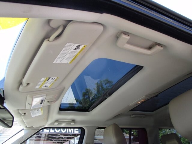 2011 Land Rover LR4 in Tampa, FL 33604-6914 - 1832931 136