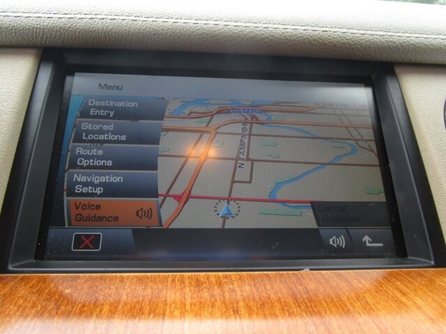 2011 Land Rover LR4 in Tampa, FL 33604-6914 - 1832931 7