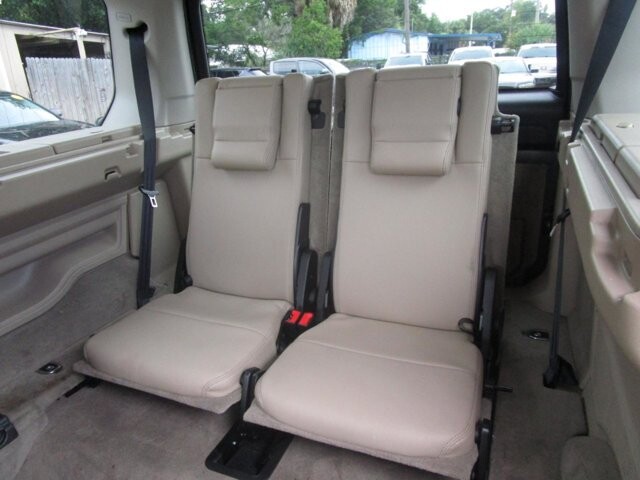 2011 Land Rover LR4 in Tampa, FL 33604-6914 - 1832931 13