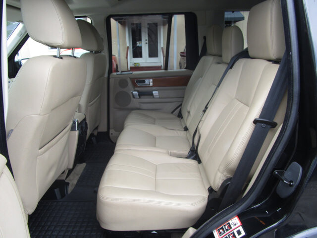 2011 Land Rover LR4 in Tampa, FL 33604-6914 - 1832931 45