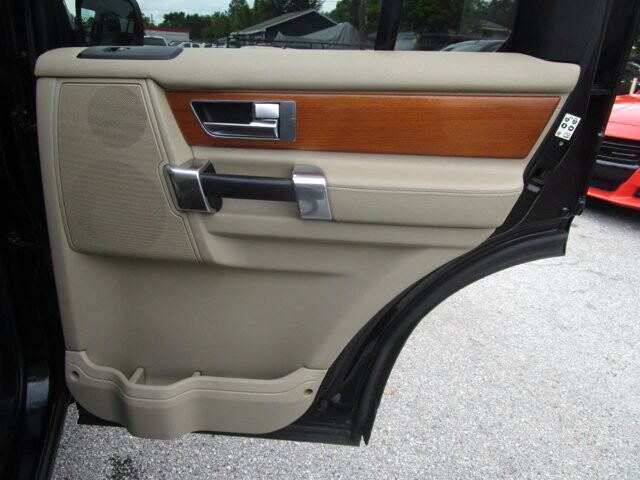 2011 Land Rover LR4 in Tampa, FL 33604-6914 - 1832931 20
