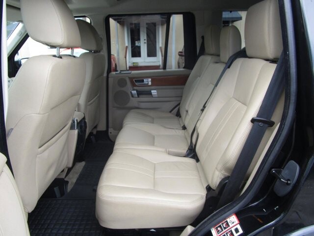 2011 Land Rover LR4 in Tampa, FL 33604-6914 - 1832931 12