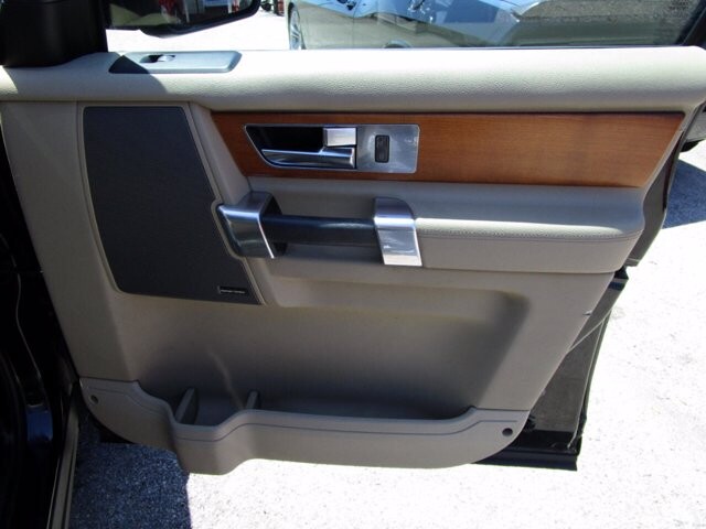2011 Land Rover LR4 in Tampa, FL 33604-6914 - 1832931 120