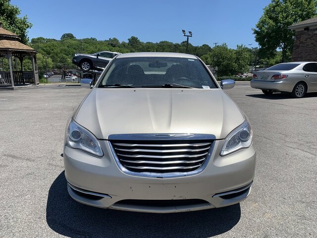 2013 Chrysler 200 in Nashville, TN 37211-5205 - 1853416 8