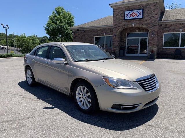 2013 Chrysler 200 in Nashville, TN 37211-5205 - 1853416 13