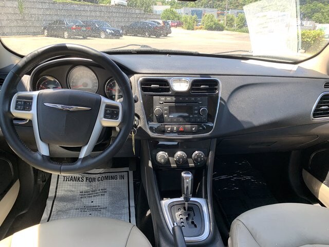 2013 Chrysler 200 in Nashville, TN 37211-5205 - 1853416 23