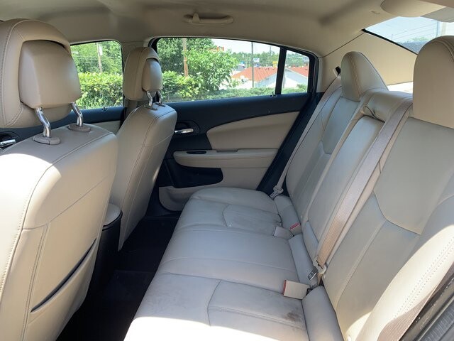 2013 Chrysler 200 in Nashville, TN 37211-5205 - 1853416 12