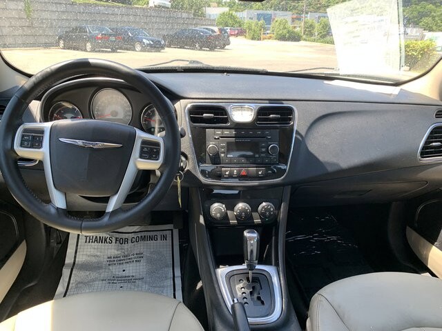 2013 Chrysler 200 in Nashville, TN 37211-5205 - 1853416 11