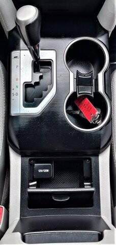 2014 Toyota Camry in Commerce, GA 30529 - 1857487 64