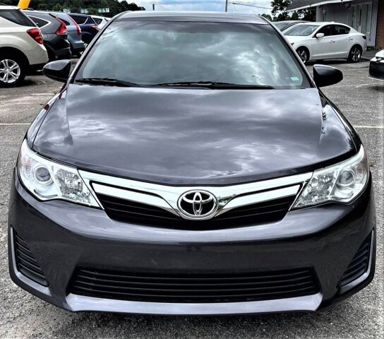 2014 Toyota Camry in Commerce, GA 30529 - 1857487 29