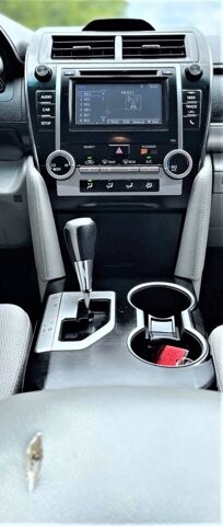 2014 Toyota Camry in Commerce, GA 30529 - 1857487 61