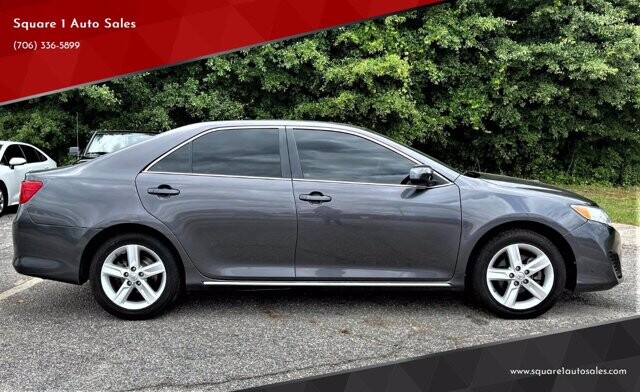 2014 Toyota Camry in Commerce, GA 30529 - 1857487 45
