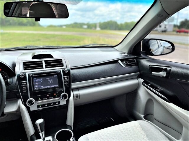 2014 Toyota Camry in Commerce, GA 30529 - 1857487 57