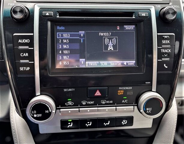 2014 Toyota Camry in Commerce, GA 30529 - 1857487 62