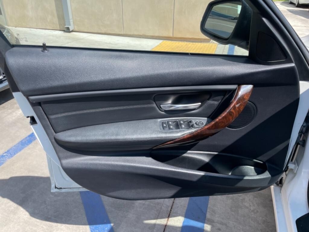 2013 BMW 328i in Pasadena, CA 91107 - 1863634 11