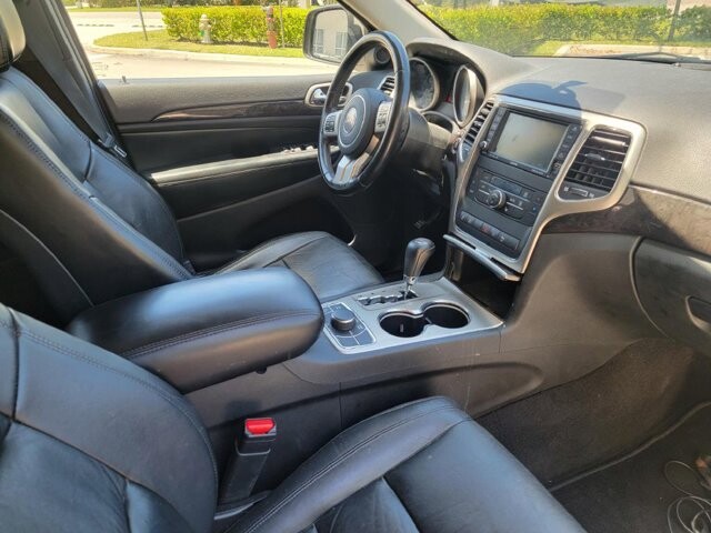 2011 Jeep Grand Cherokee in Pompano Beach, FL 33064 - 1864837 10