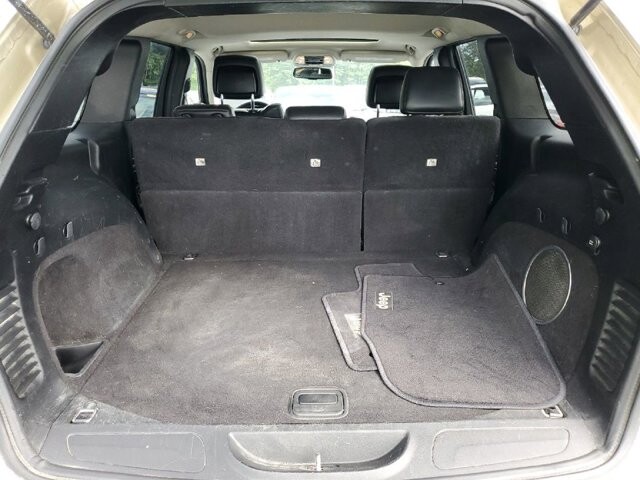 2011 Jeep Grand Cherokee in Pompano Beach, FL 33064 - 1864837 31