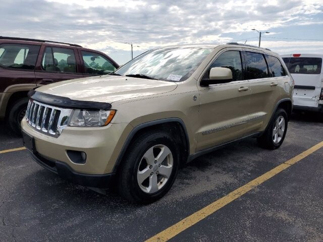 2011 Jeep Grand Cherokee in Pompano Beach, FL 33064 - 1864837 33