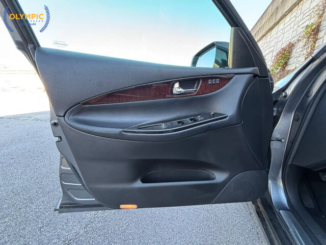 2016 INFINITI QX50 in Decatur, GA 30032 - 1866303 41