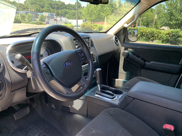 2010 Ford Explorer Sport Trac in Nashville, TN 37211-5205 - 1867264 9