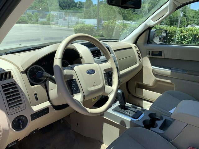 2011 Ford Escape in Nashville, TN 37211-5205 - 1868527 11