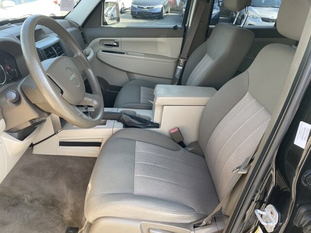 2010 Jeep Liberty in Nashville, TN 37211-5205 - 1872619 22